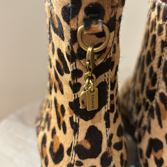 Size 5.5 Coach Pony hair leopard print booties - Picture 5 of 7